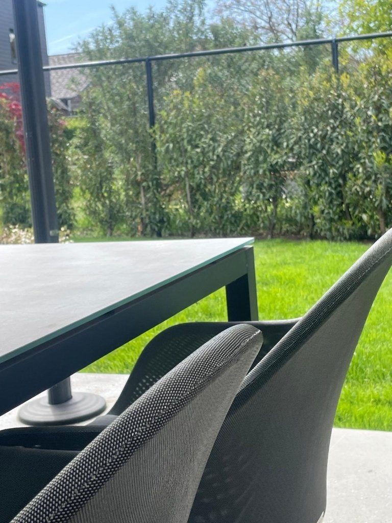 Modern tuinset: tafel met 4 comfortabele zachte kuipstoelen, Ophalen, 4 zitplaatsen, Aluminium, Zo goed als nieuw