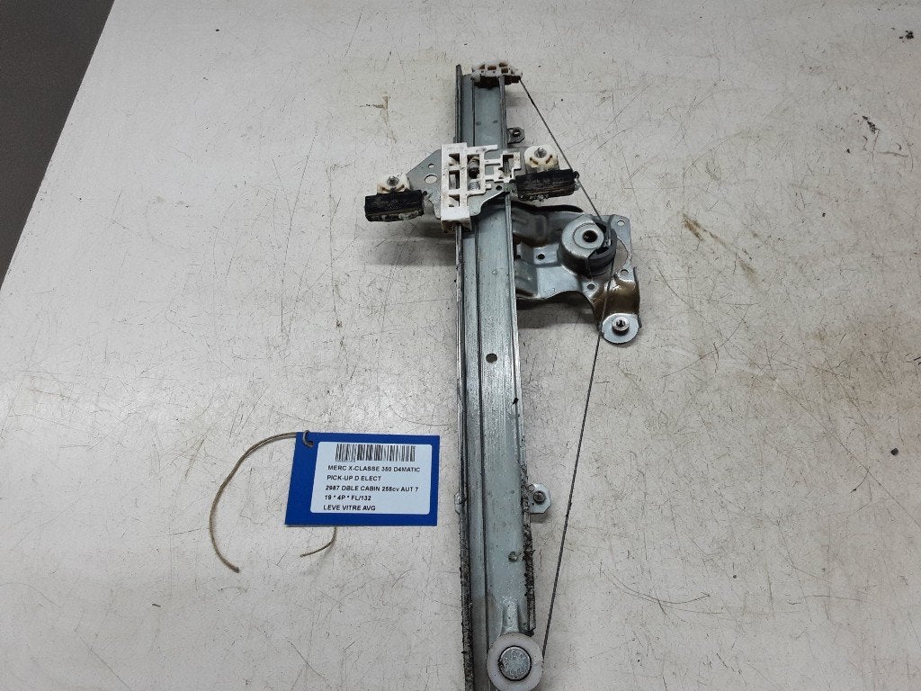 VITRE MECANISME AVANT GAUCHE Mercedes-Benz X (470), Mercedes-Benz, Utilisé, Dialog.mb@mercedes-benz.com, Mercedes-Benz AG