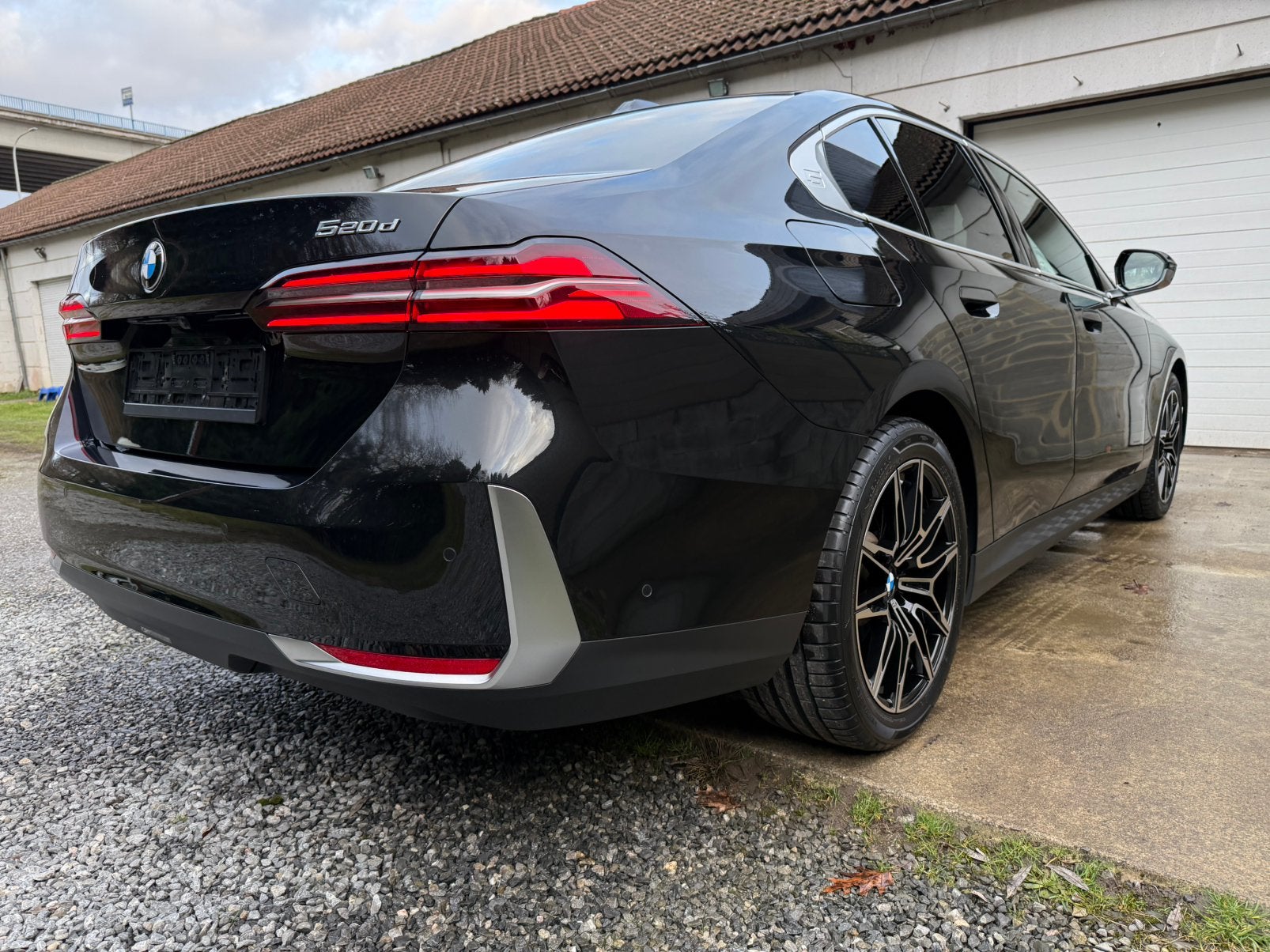 ✅BMW 520d🔥G60🔥11/2024, 41705 km👌Extra volledige opties, Auto's, BMW, Automaat, Dealer onderhouden, 4 cilinders, Zwart