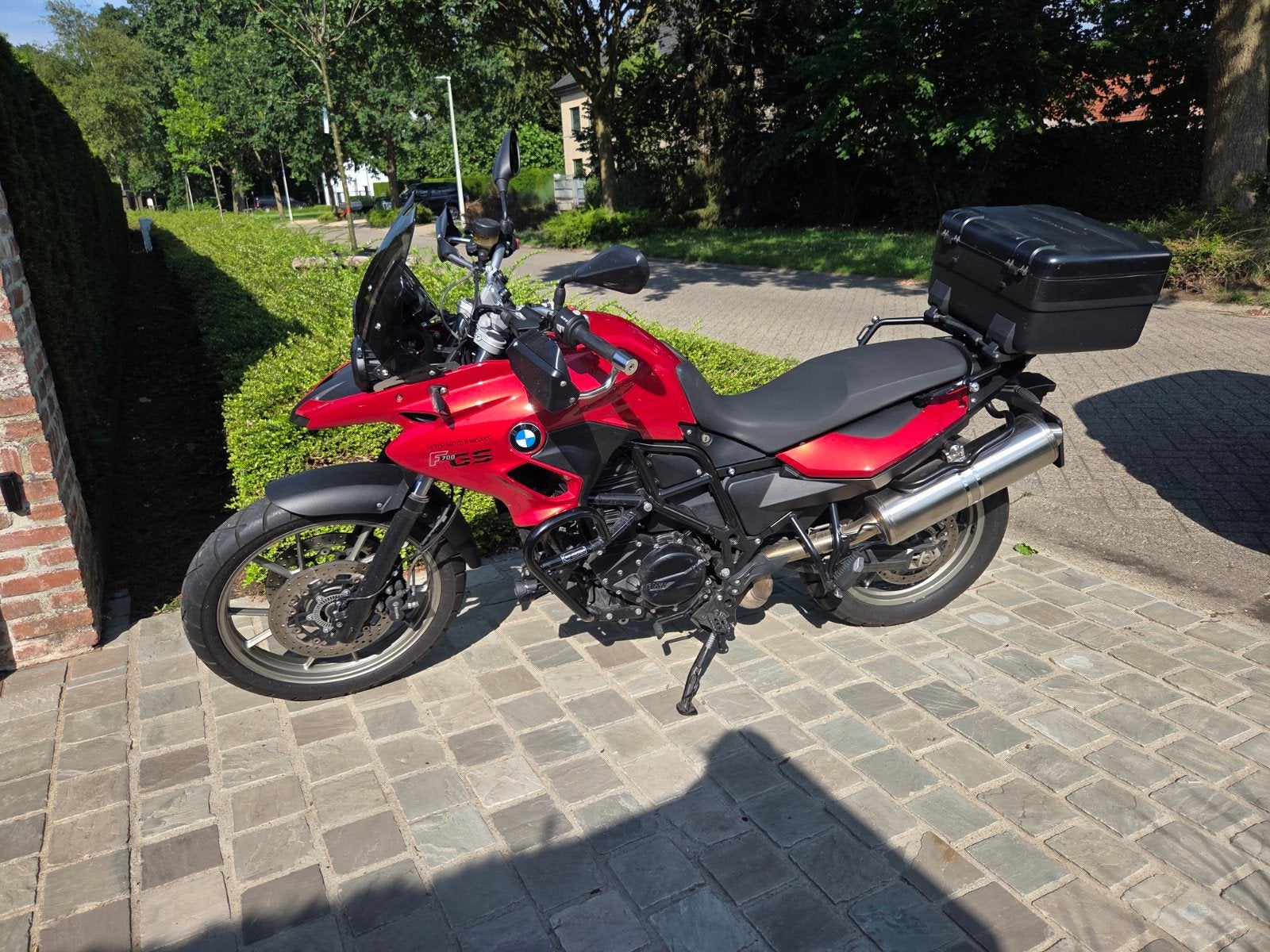 BMW F700 gs, Motoren, Ophalen