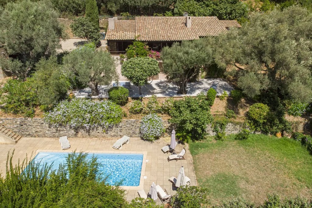 Villa provençale avec piscine et vue mer à La Croix-Valmer, Vacances, Jardin, Mer
