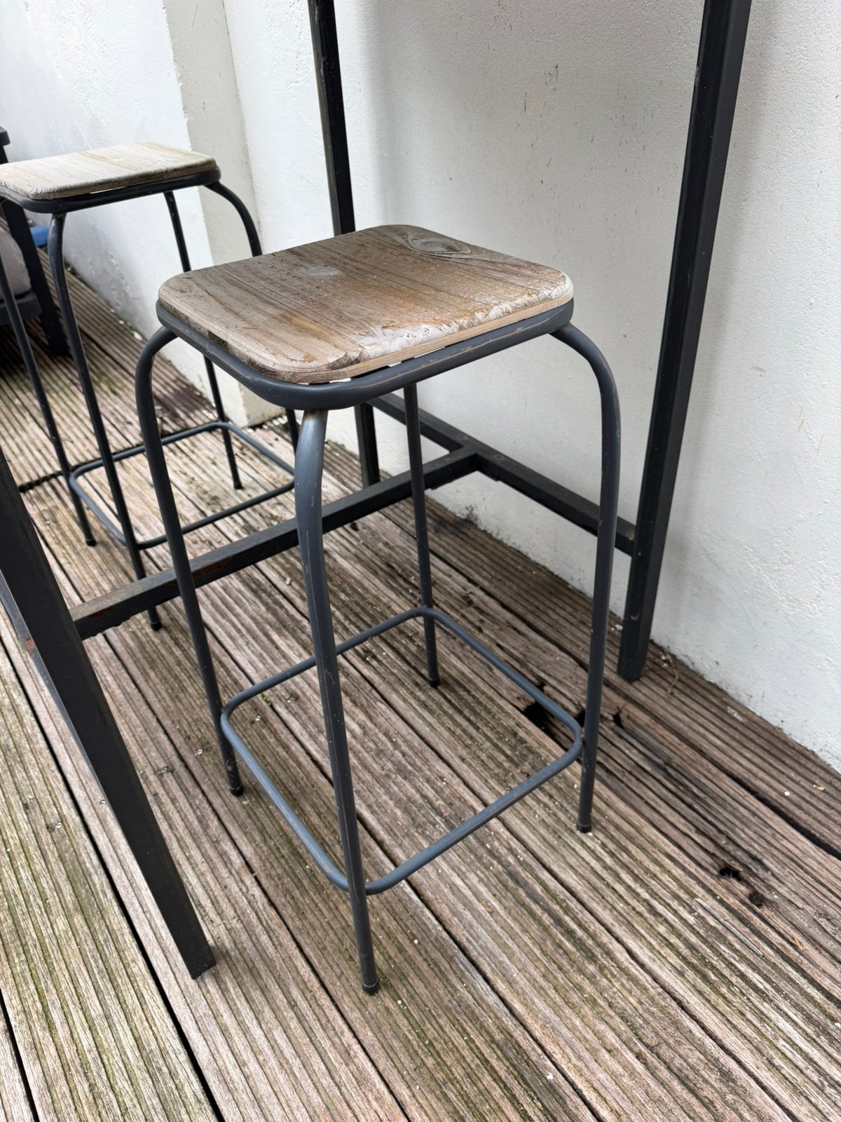Hoge tafel + barkrukken, Ophalen, Gebruikt