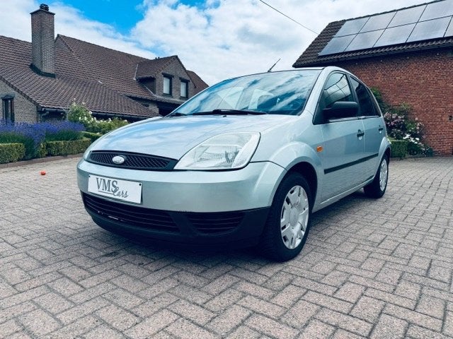 Ford Fiesta 1.3 Essence * Garantie * Climatiseur *, 144 g/km, Argent ou Gris, Achat, Garantie prolongée