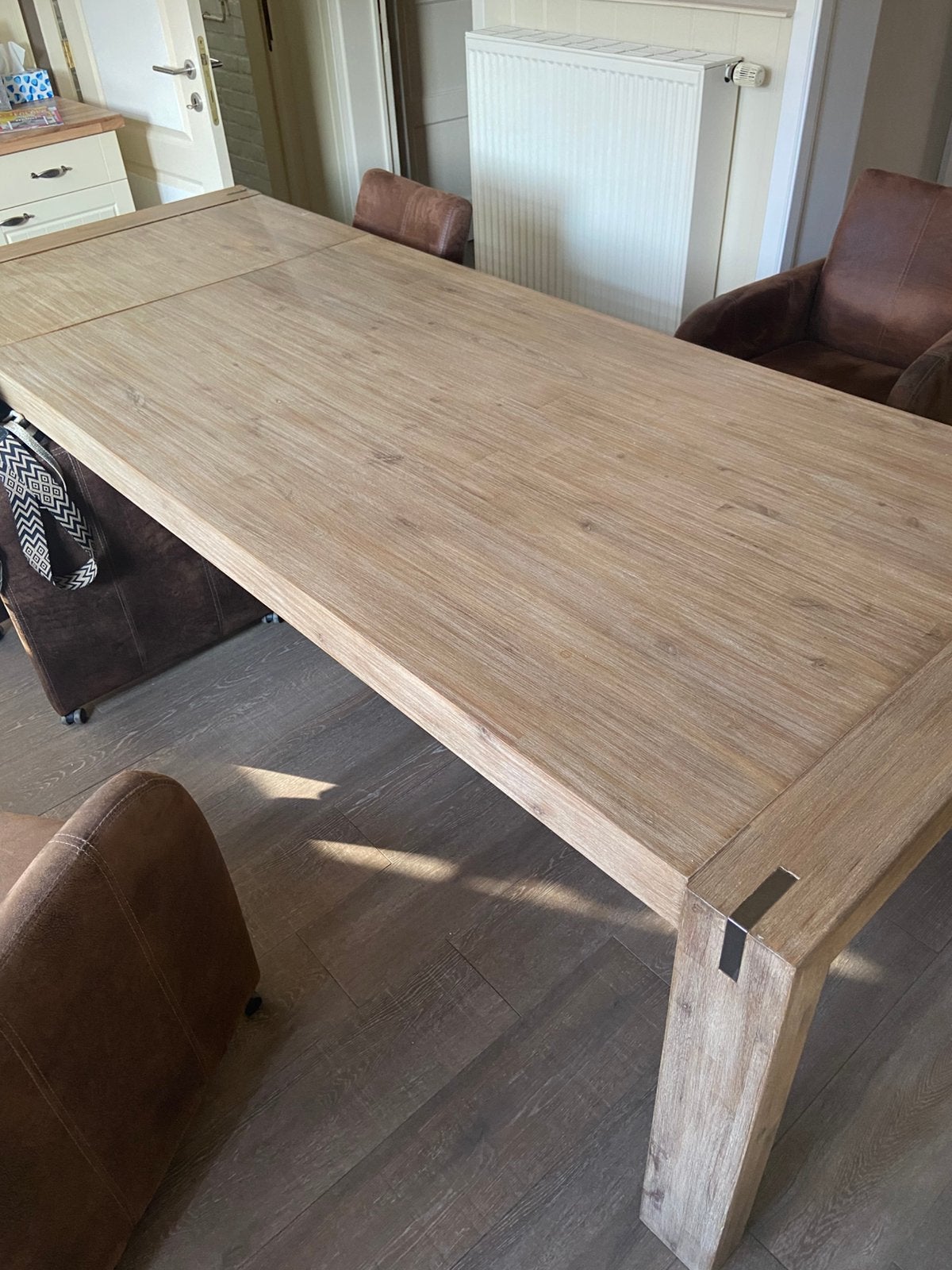 Tafel, Enlèvement, Comme neuf