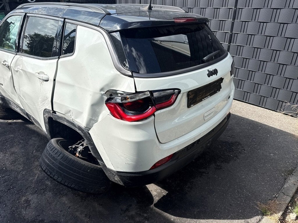 HAYON ARRIÈRE / MALLE Jeep Compass II (MP) (|6508915480|), Webaccessibility@stellantis.com, Stellantis N.V., Haillon arrière, Utilisé