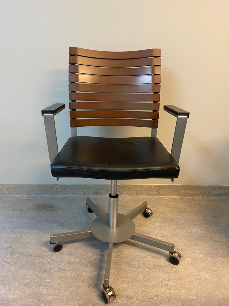 BULO stoelen (8 stuks beschikbaar), Enlèvement, Comme neuf