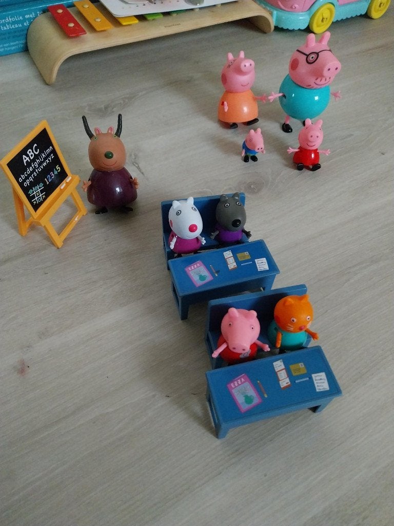 Ecole Peppa pig + famille, Kinderen en Baby's, Peppa Pig, Ophalen, Gebruikt