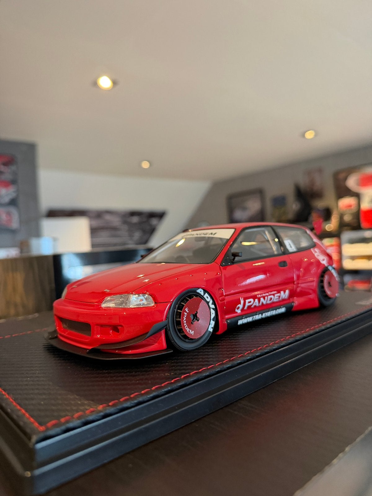 Ignition Models Honda Civic Pandem EG, Hobby en Vrije tijd, Modelauto's | 1:18, Ophalen of Verzenden, Zo goed als nieuw