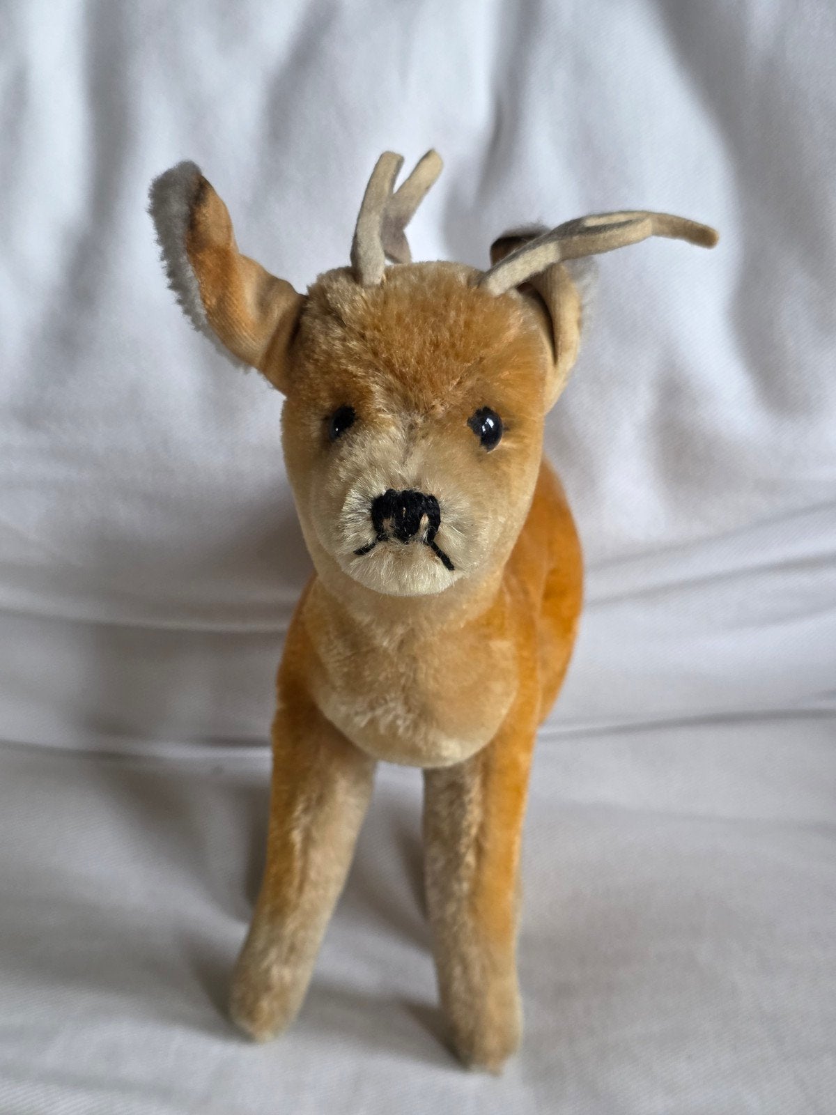 Cerf Steiff vintage.  Vendu en l état.  Regardez mes autres, Steiff