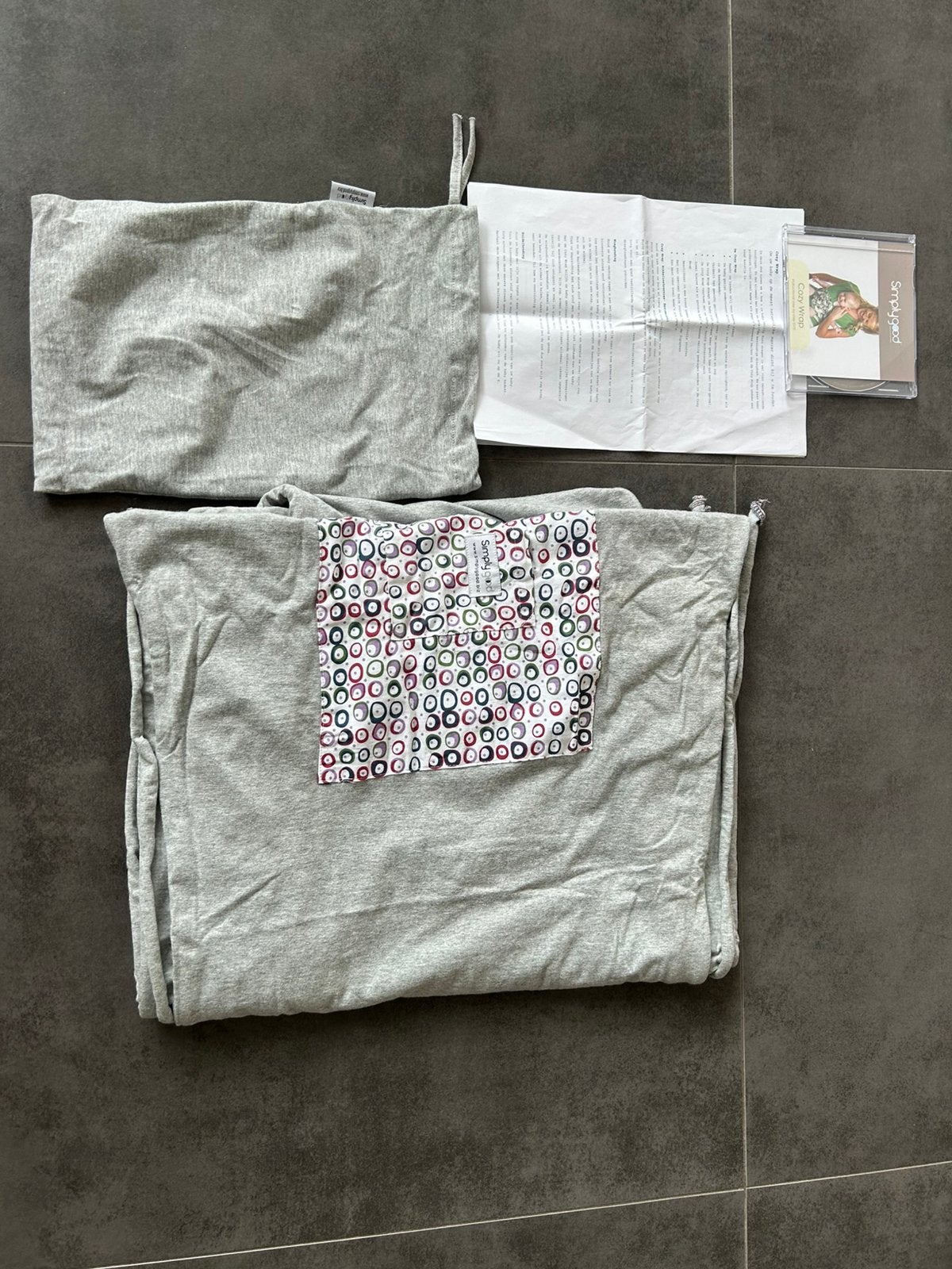 Porte-bébé gris avec manuel et sac de rangement symplygood, Autres marques, Écharpe de portage, Enlèvement, Ventre, Dos ou Côté