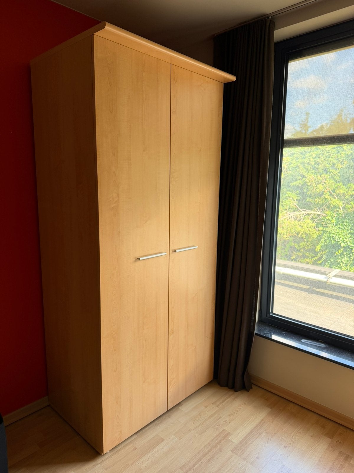 Ruime kleerkast in goede staat, Ophalen, Met deur(en), Gebruikt, 200 cm of meer