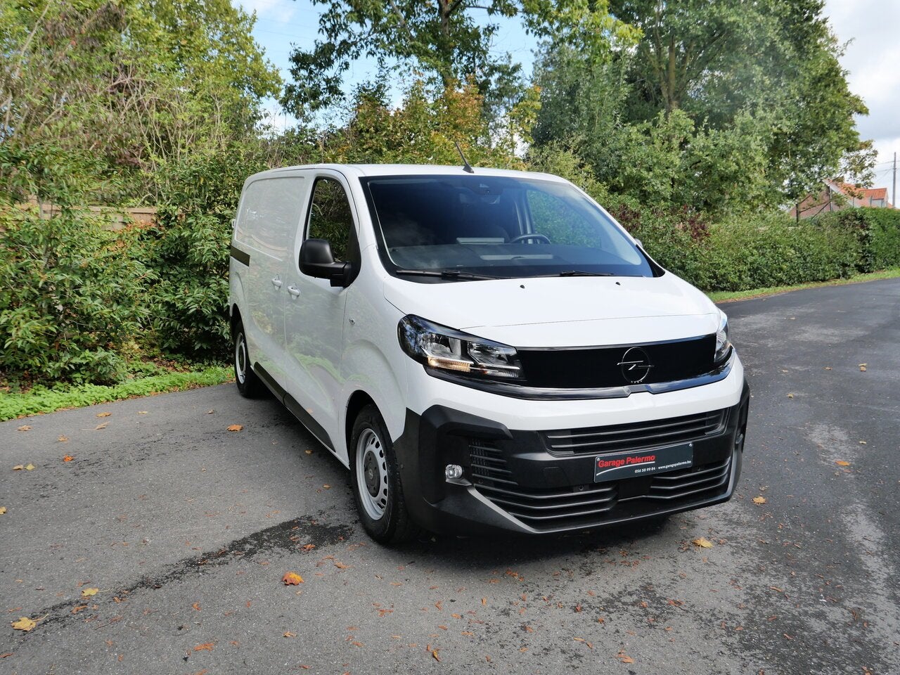 Opel Vivaro L2  Turbo   120 PK BELGISCH VOERTUIG, Voorwielaandrijving, 174 g/km, Euro 6, Bedrijf