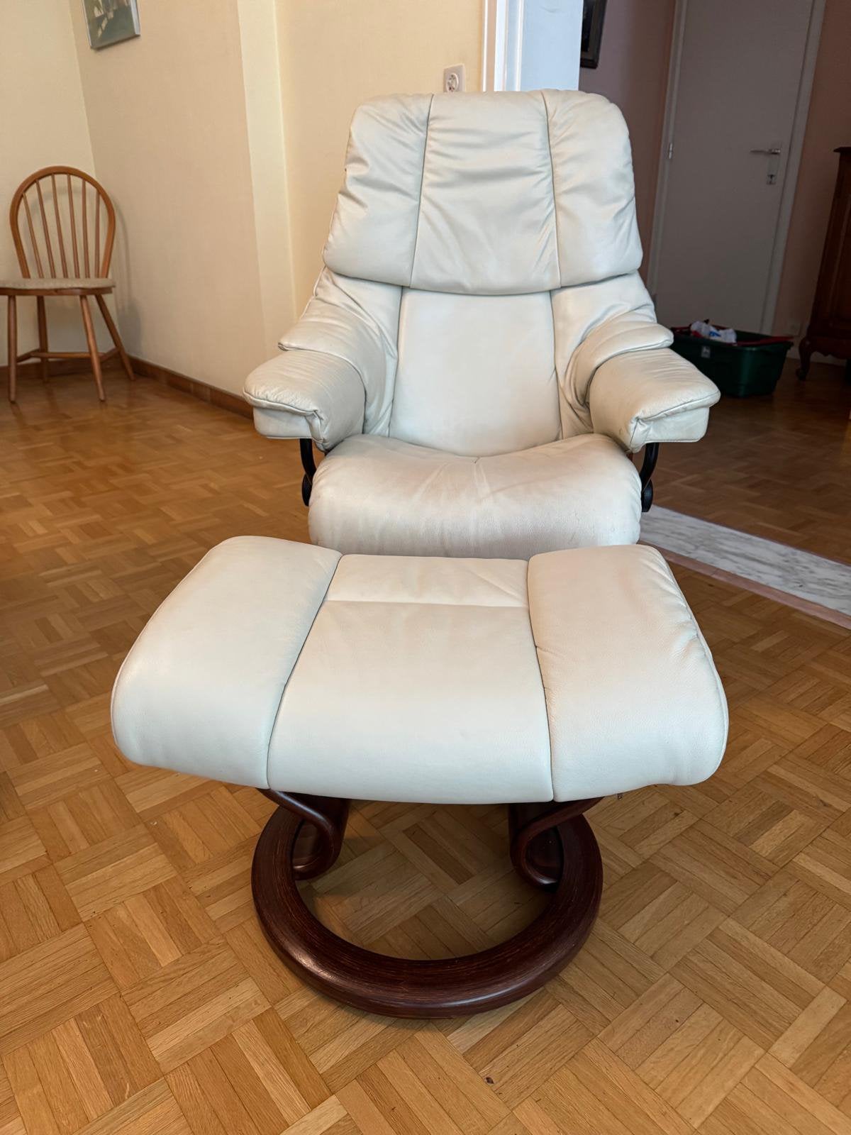 2 Stressless zetels + foot stools, Maison & Meubles, Enlèvement, Comme neuf