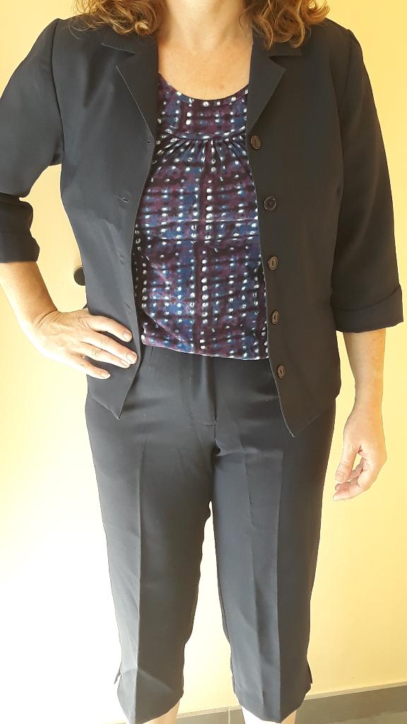 Ensemble pantacourt T36, Kleding | Dames, Jasjes, Kostuums en Pakken, Kostuum of Pak, Blauw, Ophalen of Verzenden, Zo goed als nieuw