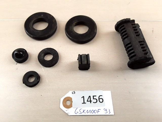 GSX1100F 1988 - 1994 Suzuki Rubber Rubber divers D1-34293