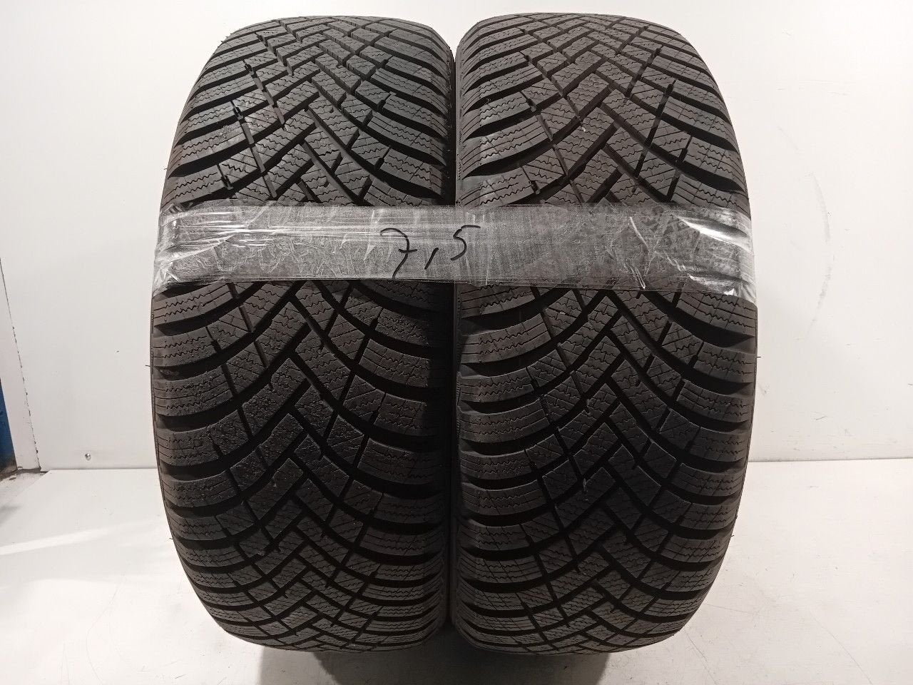Bandenset 2 stuks 4-Seizoenen 205 55 R16, Auto-onderdelen, Onderdelen@venauto.nl, Van der Ven Autorecycling B.V., Gebruikt, Ettenseweg 76, 4706 PB Roosendaal, The Netherlands