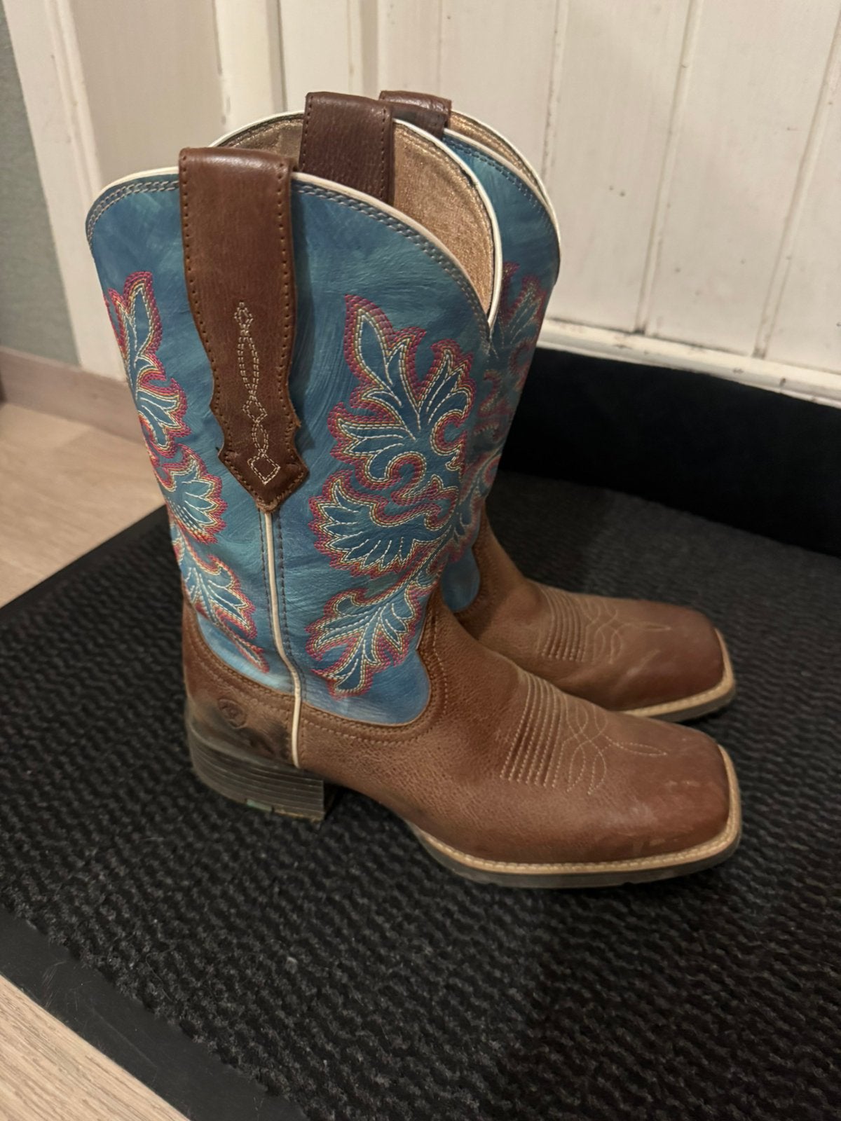 Ariat boots maat 40, Ophalen of Verzenden, Zo goed als nieuw, Ariat