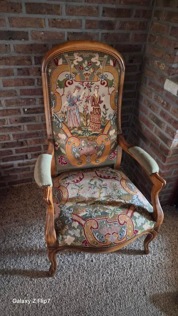 Canapé de style rococo avec dossier incurvé, Enlèvement