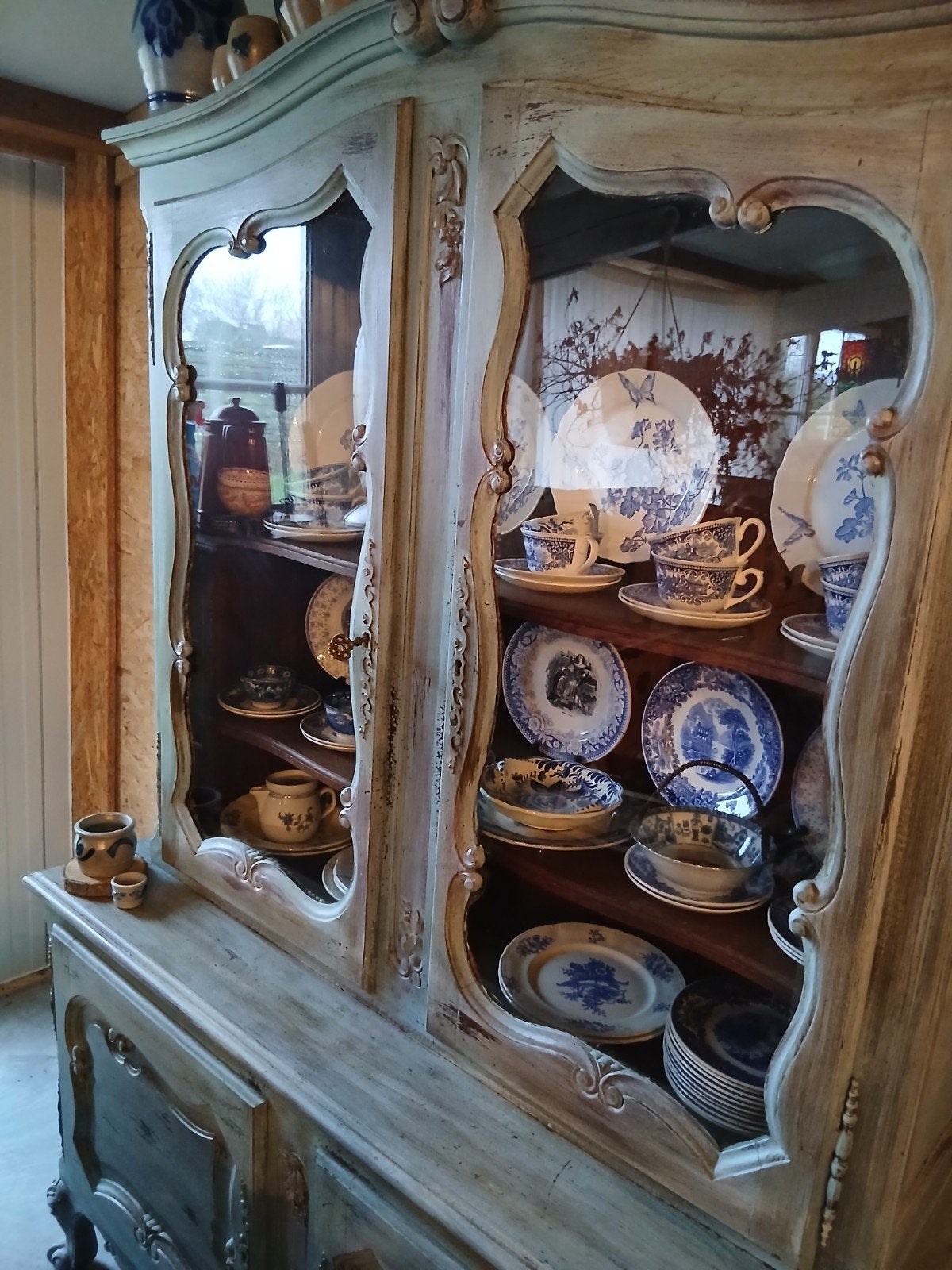 Prachtig gerestaureerd vitrine kast, Antiek en Kunst, Ophalen