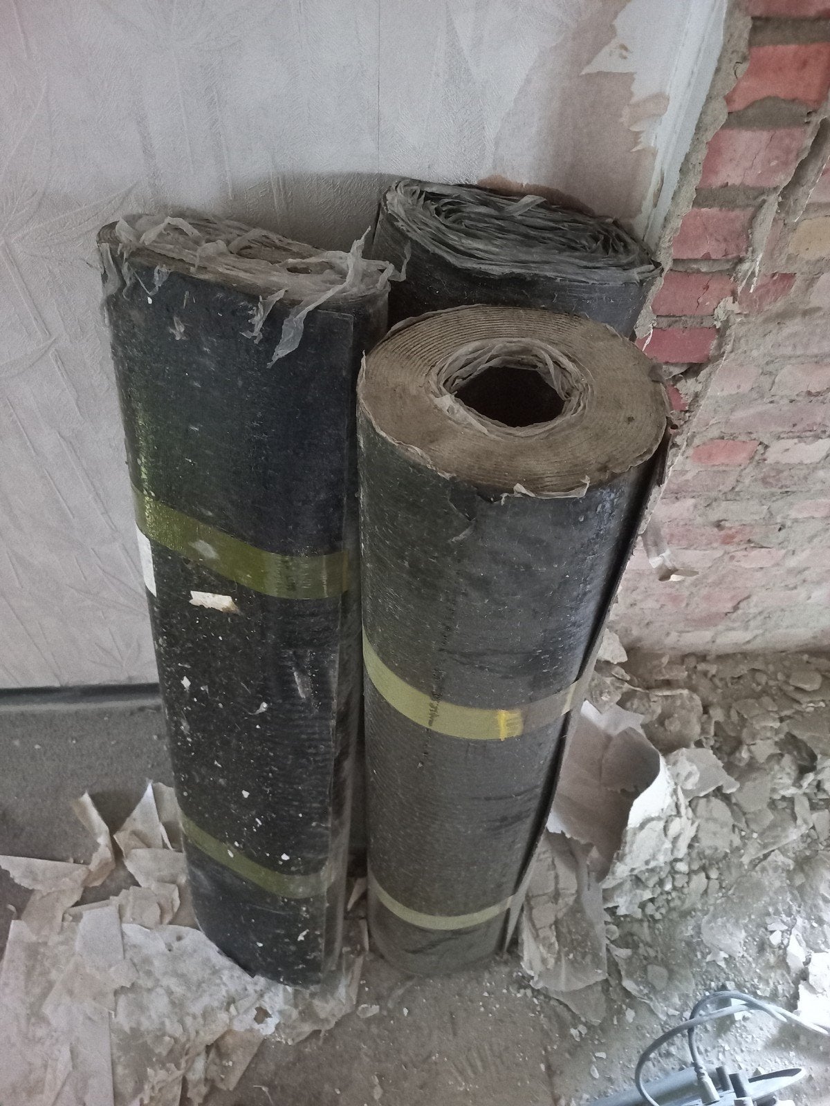3 rollen roofing, Doe-het-zelf en Bouw, Ophalen
