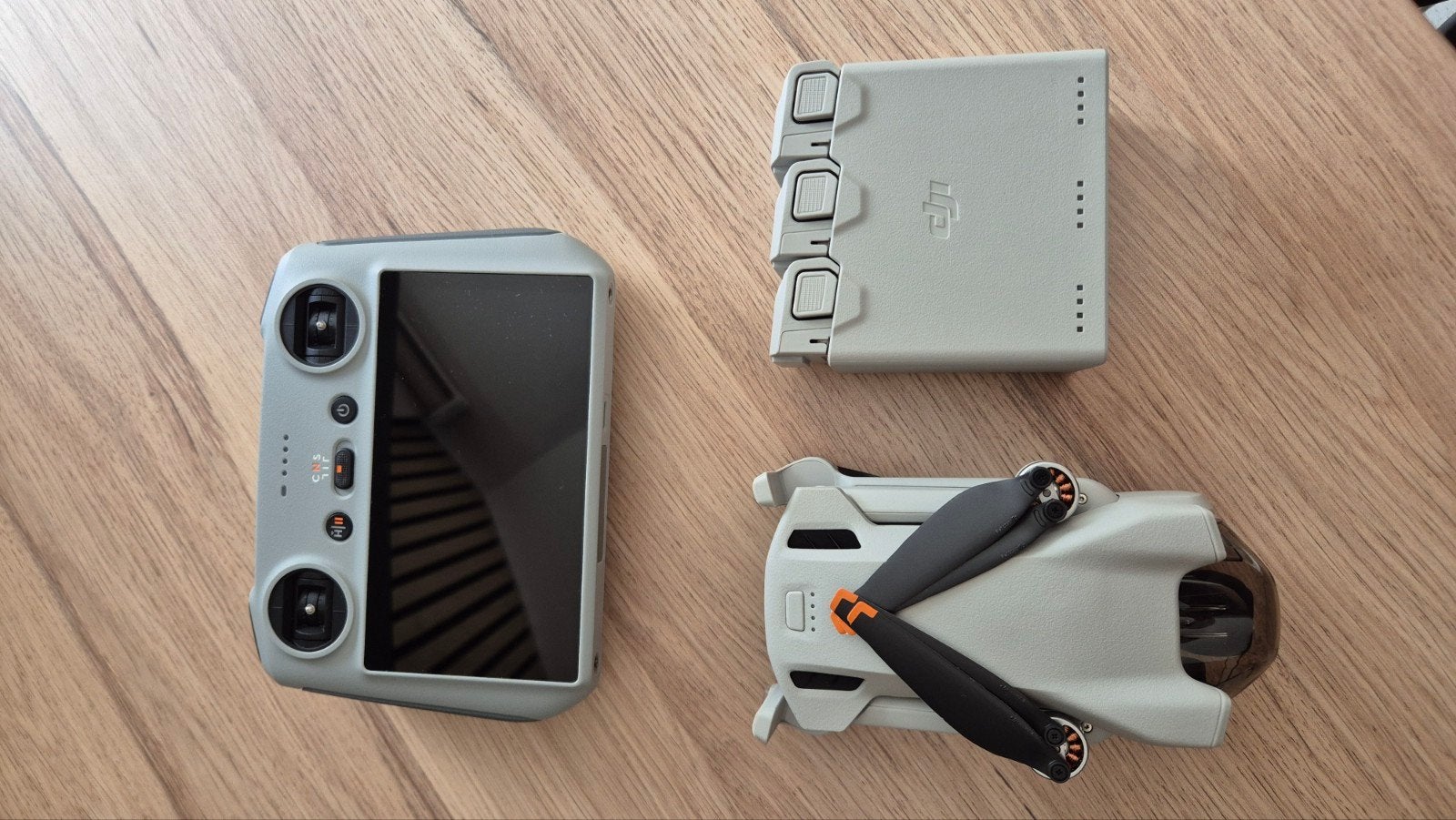 DJI MINI 3, TV, Hi-fi & Vidéo, Drone avec caméra, Moins de 250 g, Qualité supérieure, Comme neuf