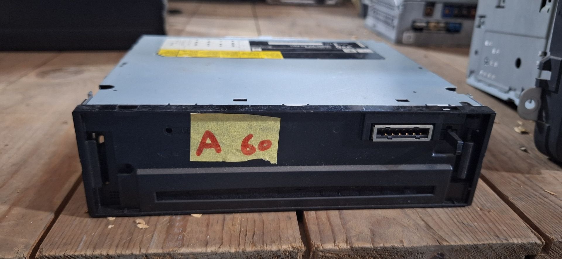JVC KD-R311 CD-Receiver / Autoradio (Universeel 1-DIN), -, Utilisé, -, -