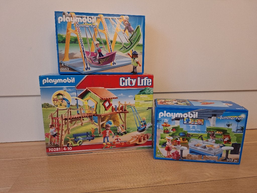 2 Playmobil:  sets Leisure 5553/9426/6672/70281, Ophalen, Zo goed als nieuw