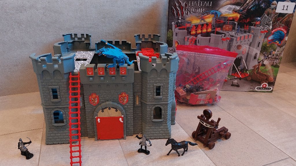 Speelgoed ridderkasteel chateaux noir, Kinderen en Baby's, Ophalen of Verzenden, Zo goed als nieuw, Ontdekken