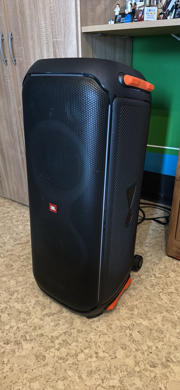 Jbl partybox 710, Audio, Tv en Foto, Luidsprekerboxen, Ophalen, Zo goed als nieuw, JBL