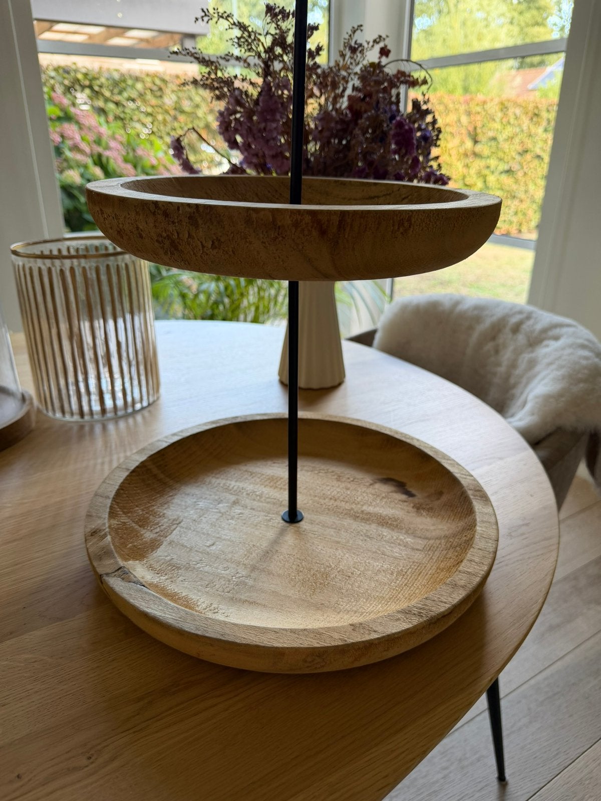 Houten etagere  met zwart, Ophalen of Verzenden, Zo goed als nieuw, Etagère, Hout