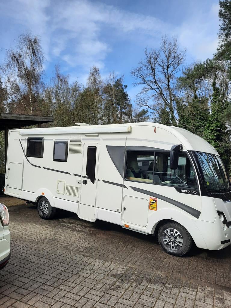 ITINEO 740MB, 3650KG/3500KG, 54300km, Caravanes & Camping, Camping-cars, Jusqu'à 4, Toilette à cassette, Fiat, Boîte manuelle