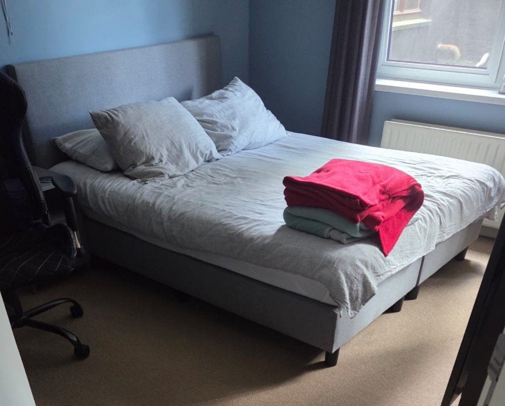 tweepersoonsbed. Zelf afhalen, Maison & Meubles, Salles à manger complètes, Enlèvement