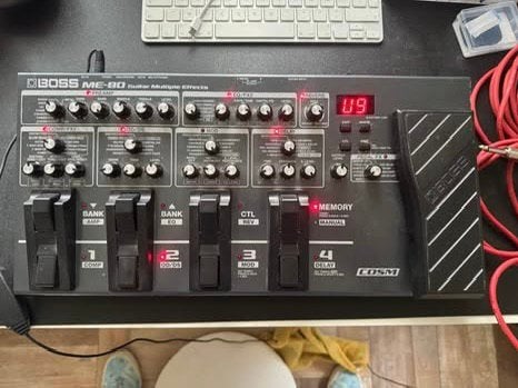 Boss ME 80, pédale de guitare électrique multi-effets, Musique & Instruments, Enlèvement ou Envoi, Comme neuf, Autres types