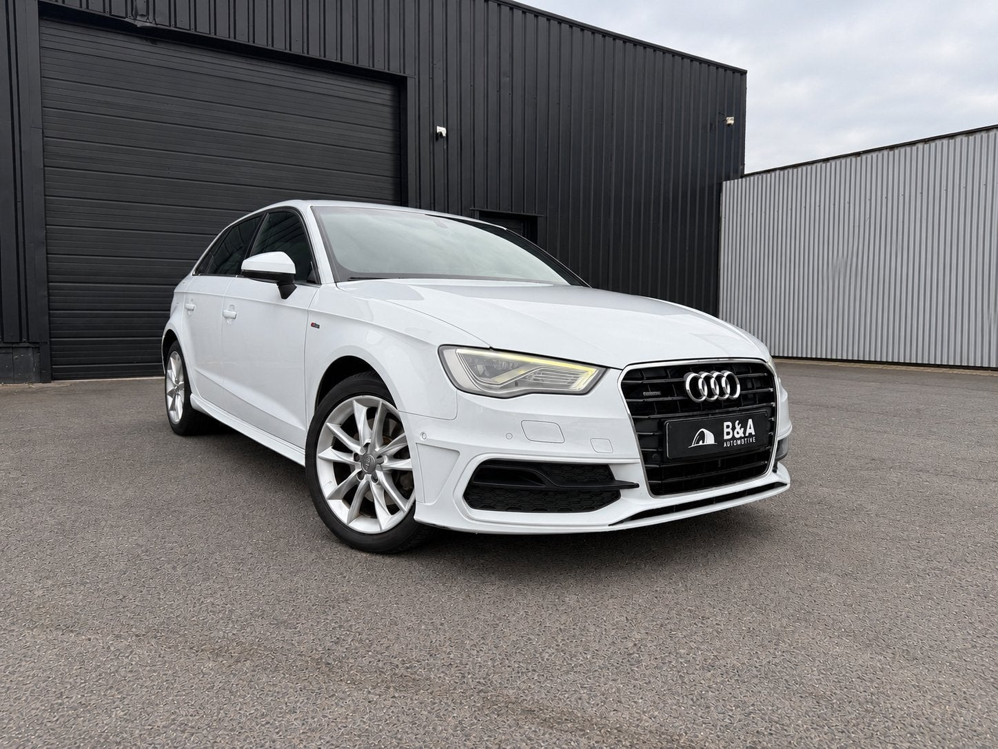 Audi A3 2.0 TDI Quattro S-Line - automaat - euro 6, Autos, Achat, Entreprise, 1968 cm³, Noir