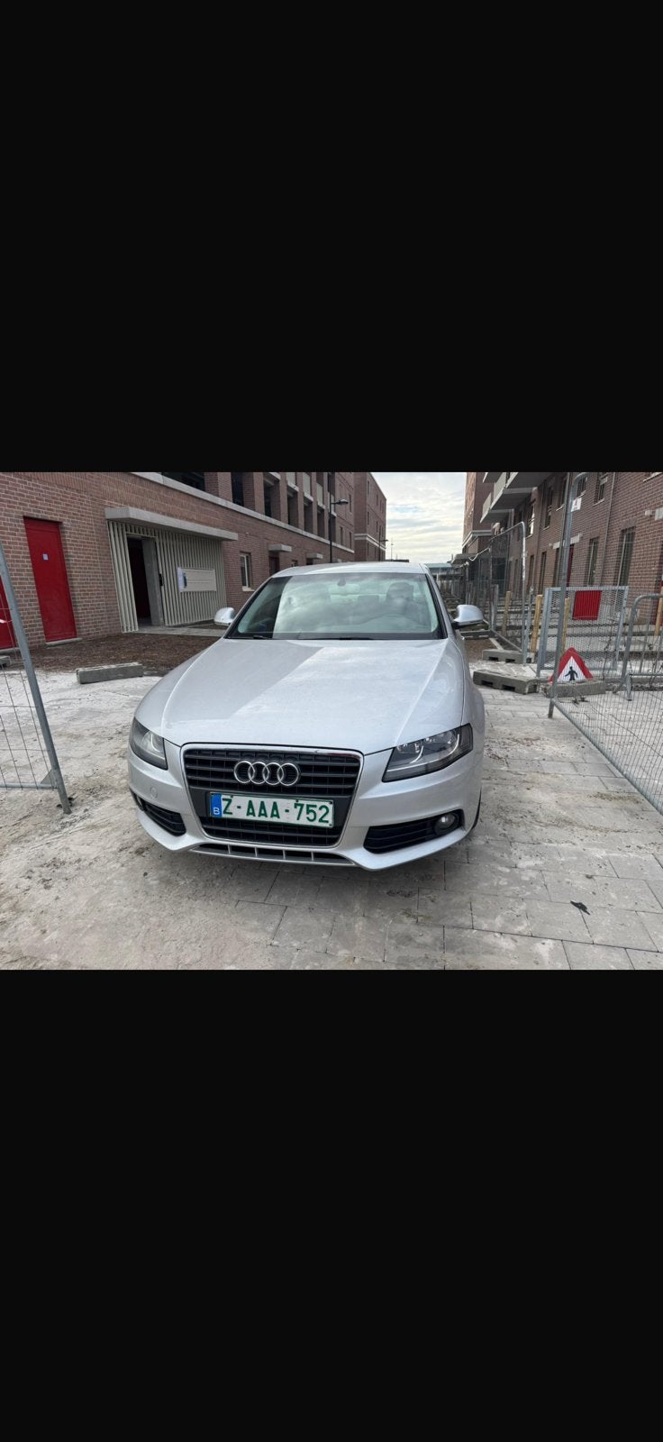 Audi A4 1.8T benzine 2009 manueel 6versnellingen., Auto's, Audi, Euro 5, Achterwielaandrijving, Beige, A4