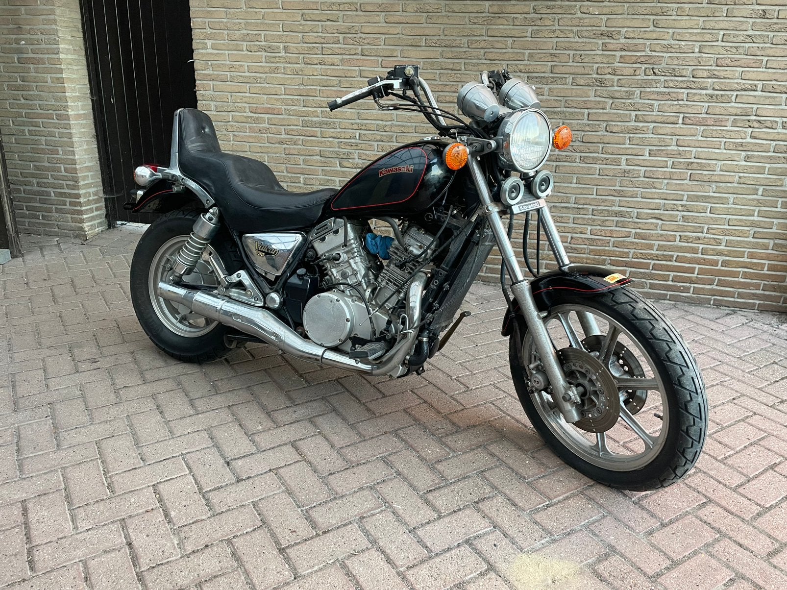 Kawasaki vulcan 750 / VN 750 staat al lang stil!, Motoren, Cardan-aandrijving, 2 cilinders, Chopper, Gebruikt