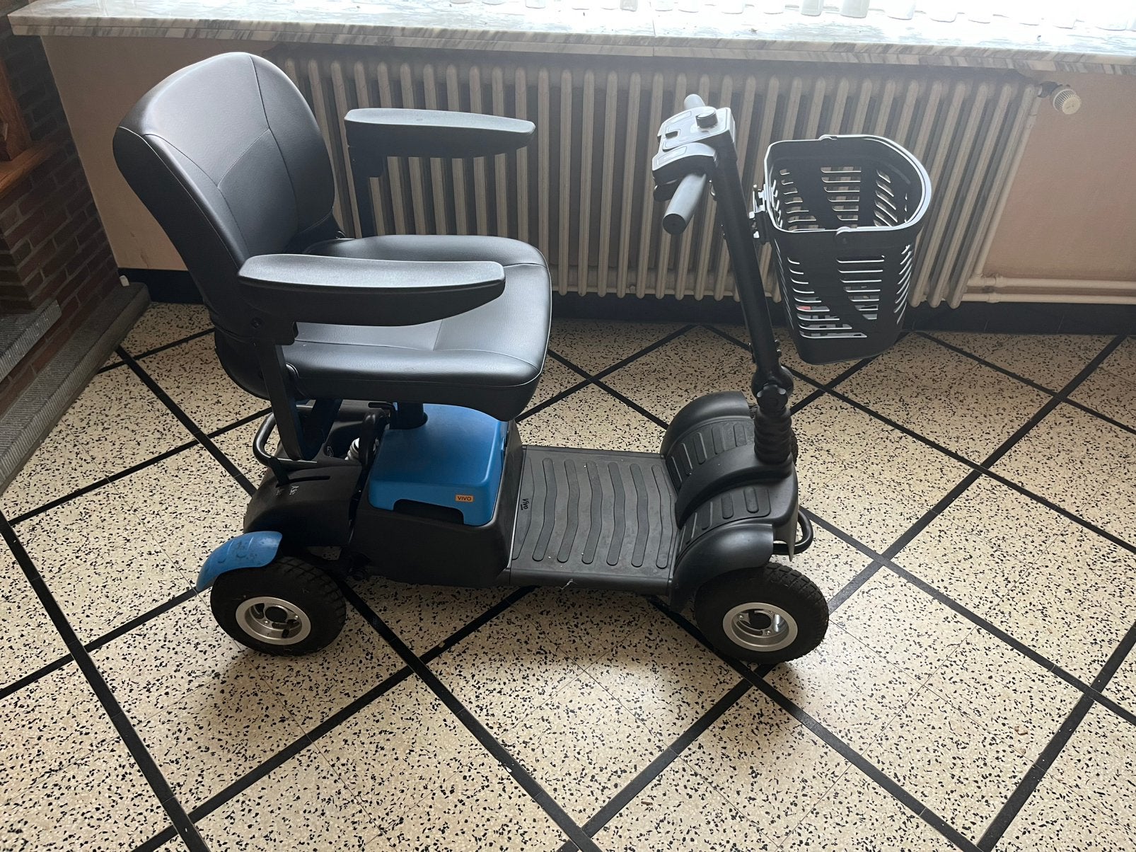 Vivo scooter opplooibaar, Diversen, Brommobielen en Scootmobielen, Ophalen, Zo goed als nieuw