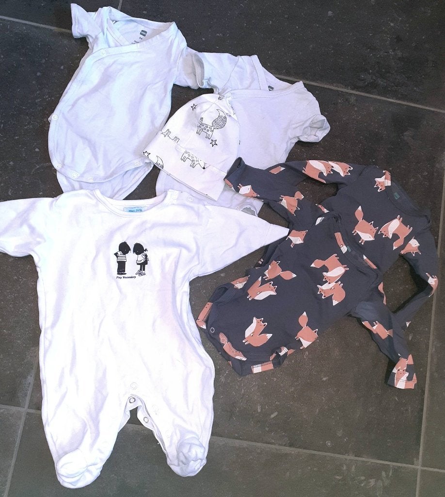 Baby kleding 6 stuks Hema 50-56, Kinderen en Baby's, Babykleding | Maat 50, Nieuw, Jongetje of Meisje, Nacht- of Onderkleding