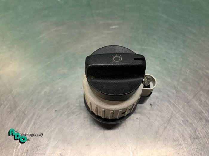 Commutateur lumière d'un BMW 3-Serie, -, 3 mois de garantie, Utilisé, -