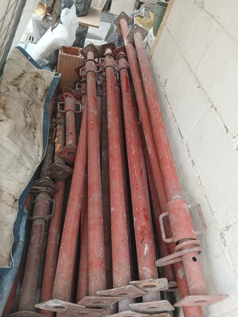 lot de 28 étançons de chantier, Bricolage & Construction, Enlèvement, Utilisé