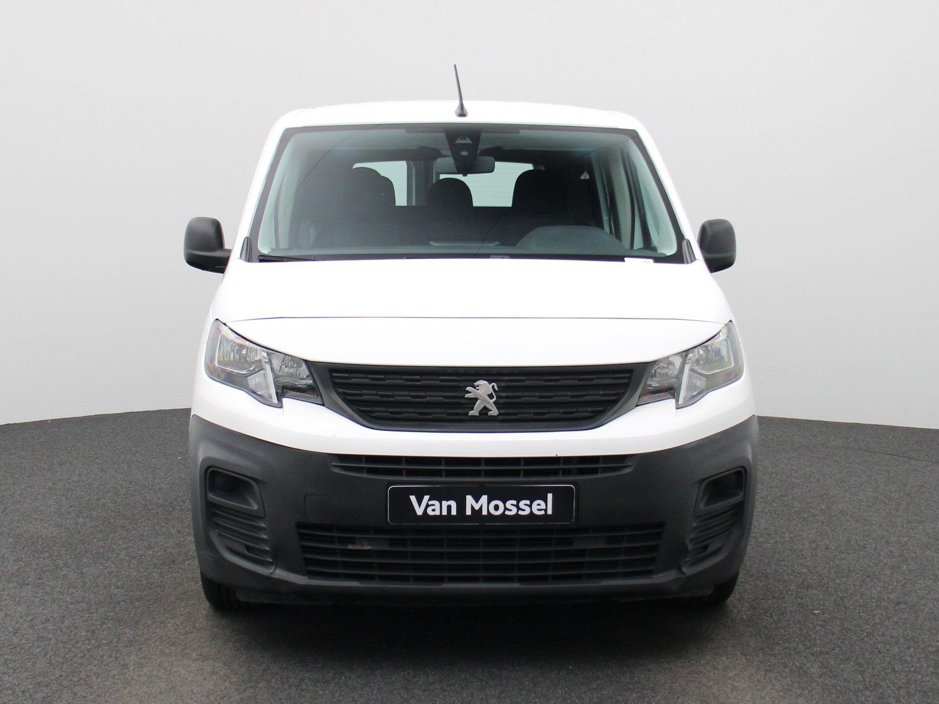 Peugeot Partner 1.5 BHDi L2 Heavy DC Pro | PDC A | Bluetooth, Voorwielaandrijving, 4 cilinders, Wit, 1000 kg