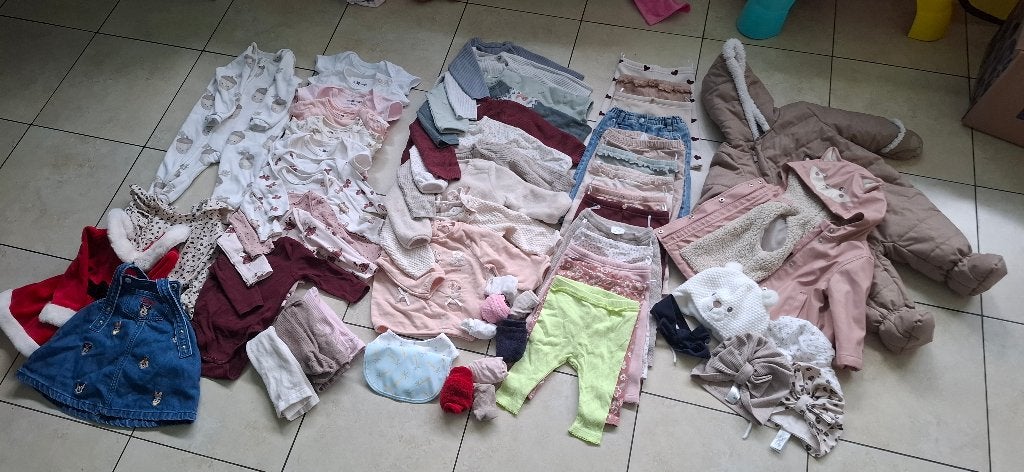 Babykleding maat 68, Kinderen en Baby's, Ophalen, Overige typen, C&A, Meisje