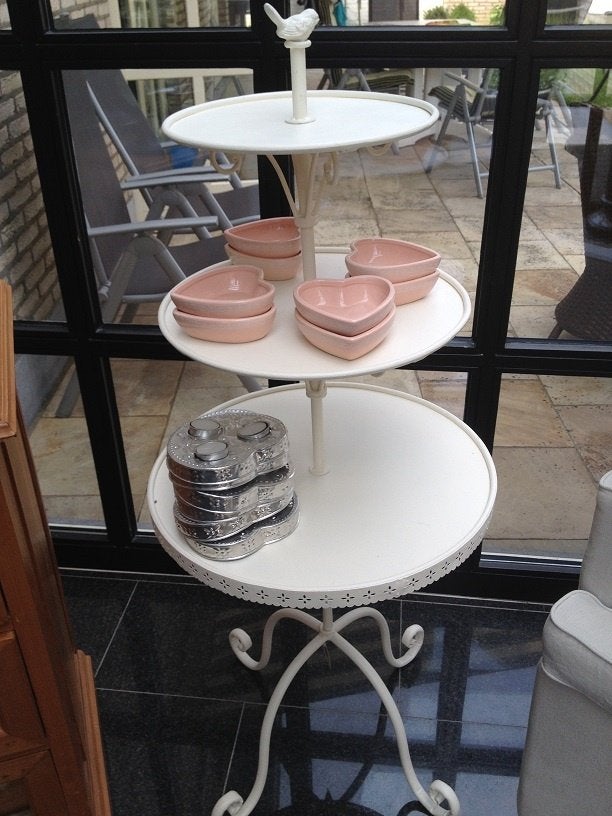 GROTE SMEEDIJZEREN ETAGERE - GEBAKJES – CUPCAKES, Neuf, Enlèvement ou Envoi, Démontable, Étagère