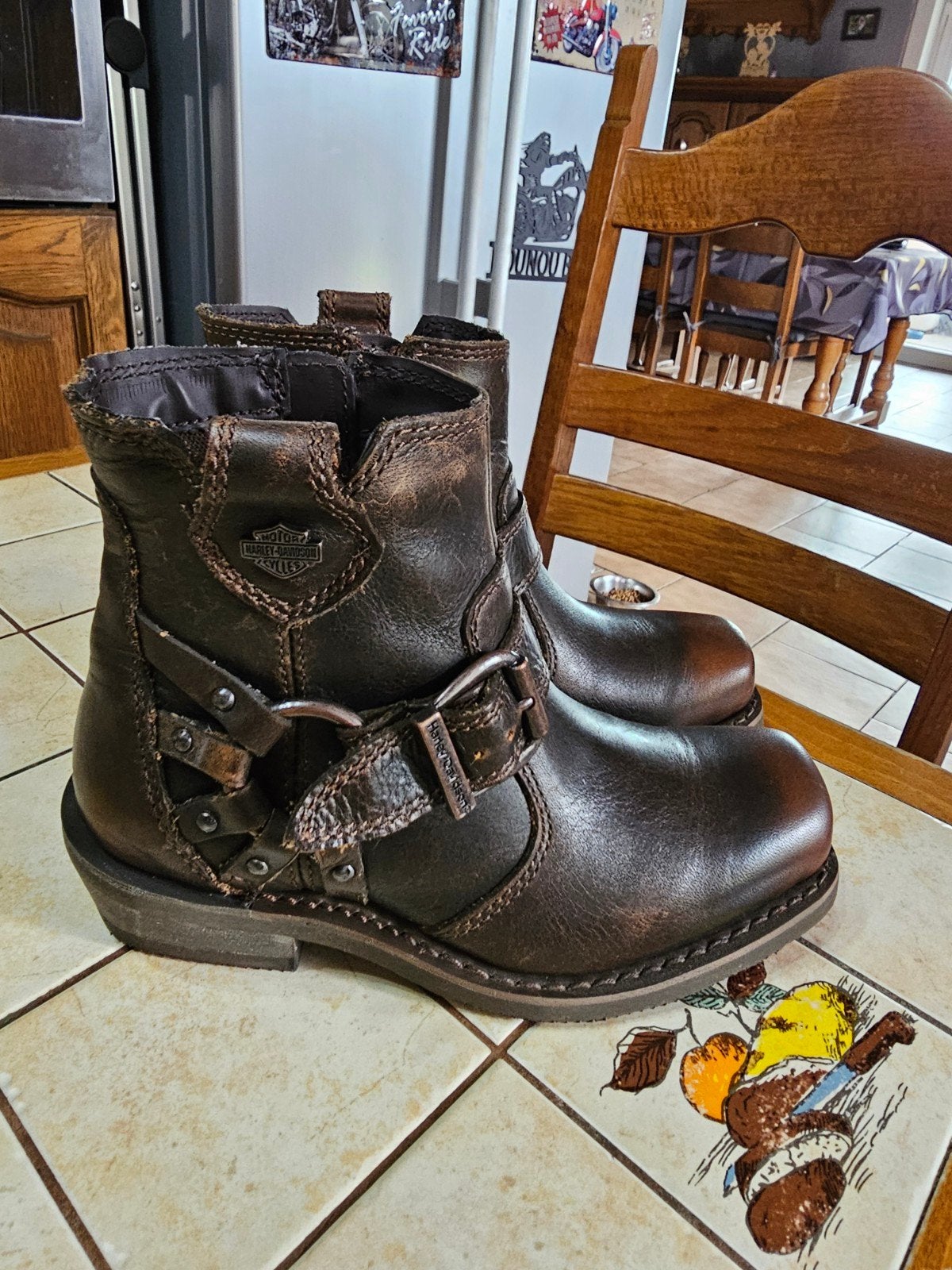 Bottine Harley Davidson femme pointure 35 en cuir neuf jamai, Jardin & Terrasse, Vêtements de travail, Enlèvement