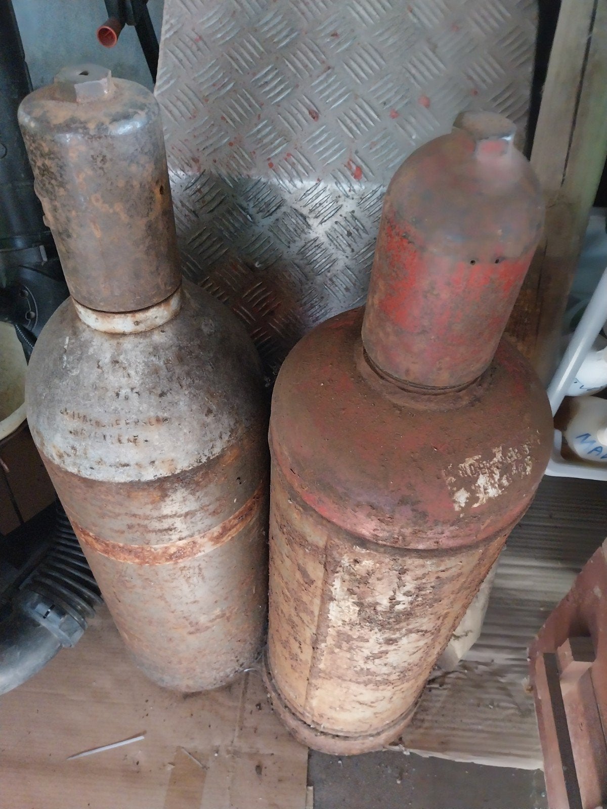 bouteilles de gaz avec brûleur, couteau et raccords inclus, Enlèvement, Utilisé