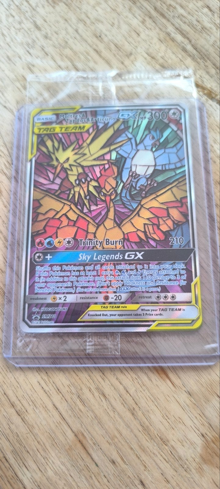 Pokemon Kaart Zapdos Articuno Moltres GX SM210, Ophalen of Verzenden, Nieuw, Losse kaart