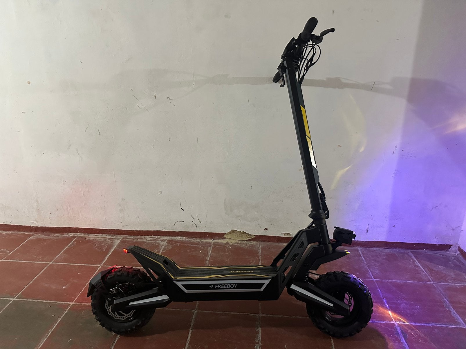 Freeboy J2 MAX. Toute neuf, Enlèvement, Comme neuf, Step électrique (E-scooter)