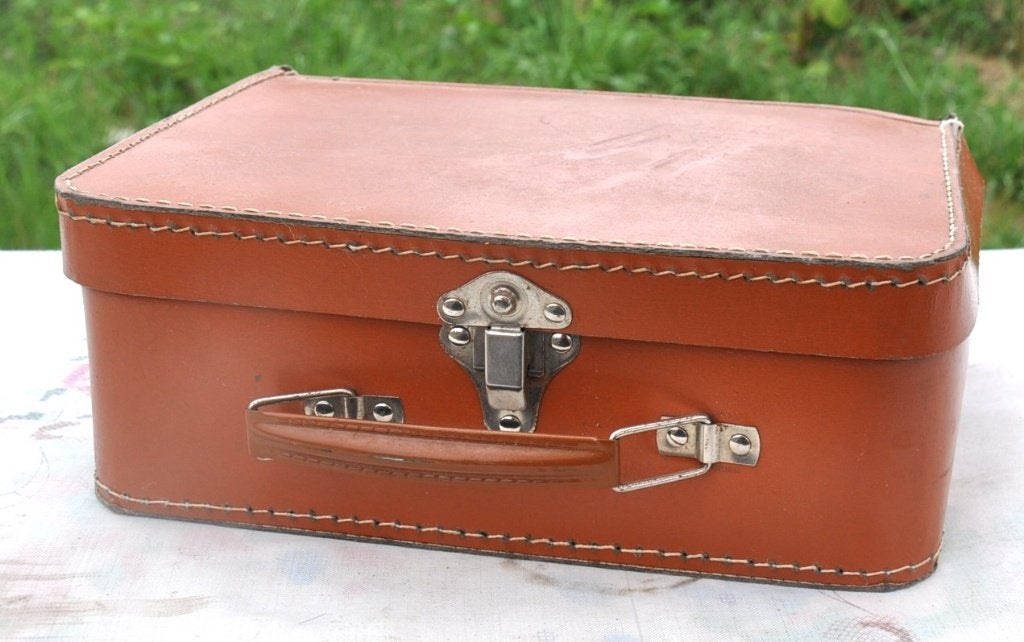 ancienne valisette d'ecolier en carton renforcé, Enlèvement ou Envoi