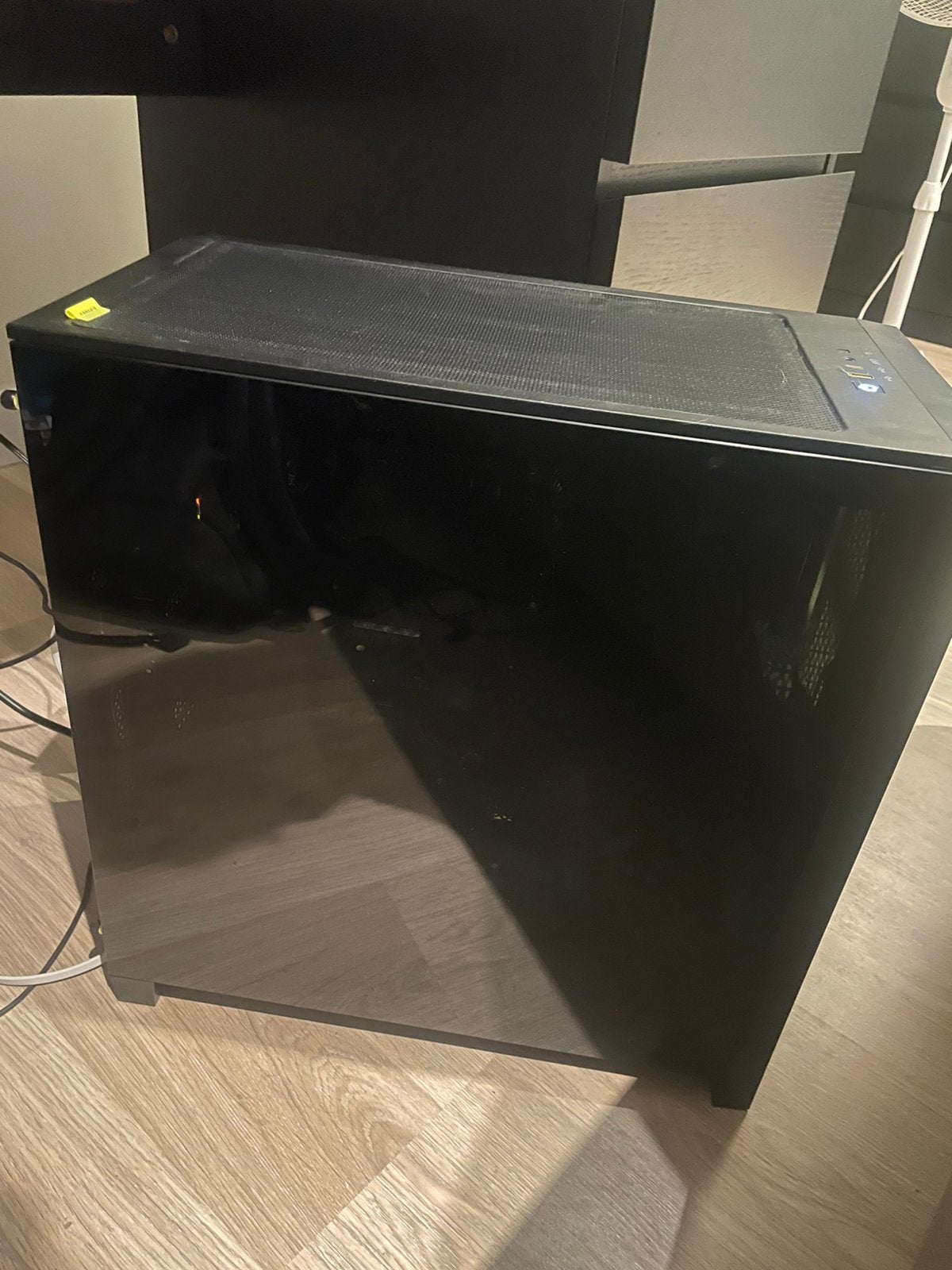 Gaming pc, Games en Spelcomputers, Games | Pc, Ophalen of Verzenden, Zo goed als nieuw