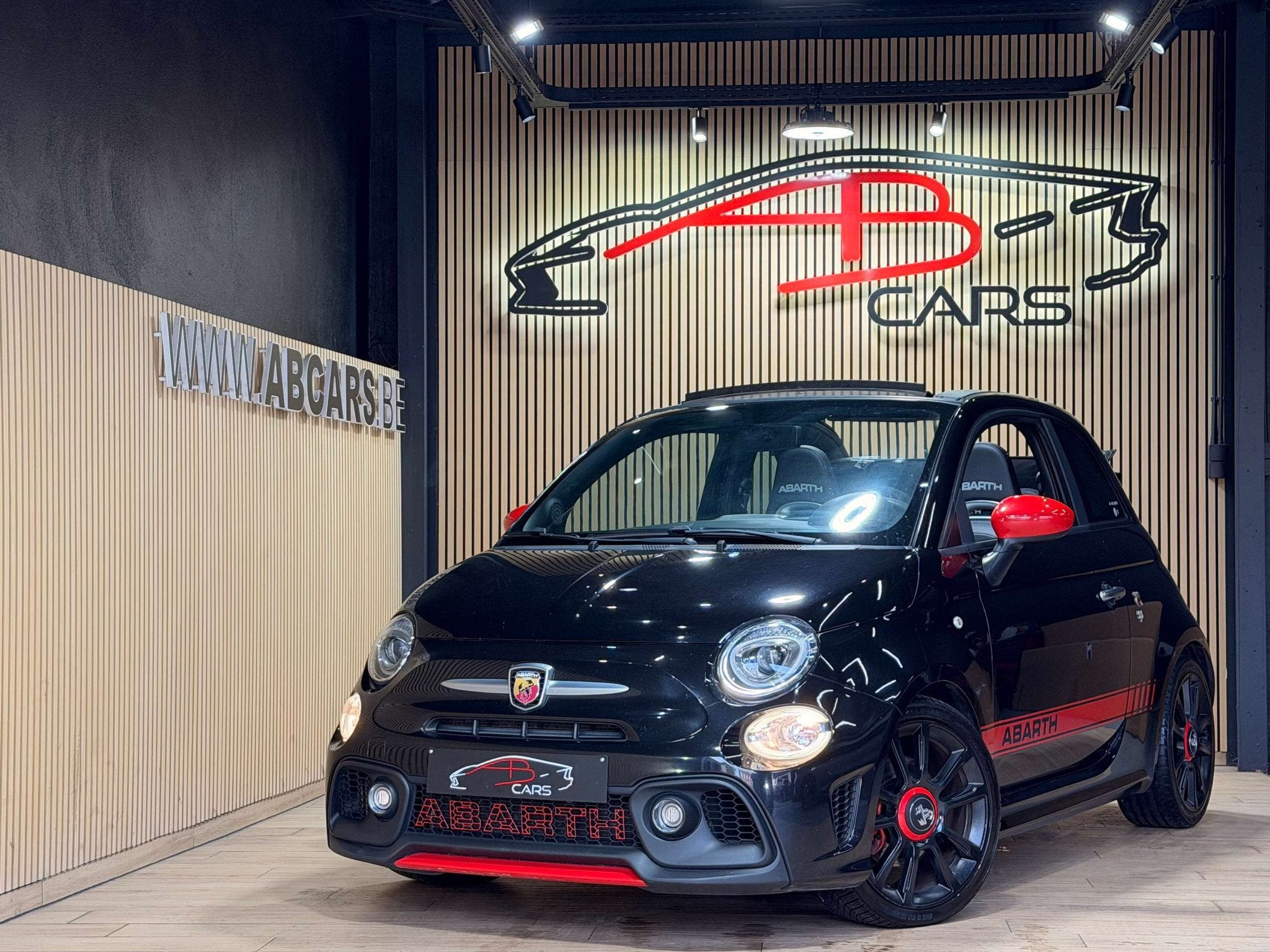 Abarth 595C 595C 1.4 T-Jet Turismo MTA * GARANTIE 12 MOIS *, Auto's, Automaat, 4 zetels, Gebruikt, 4 cilinders